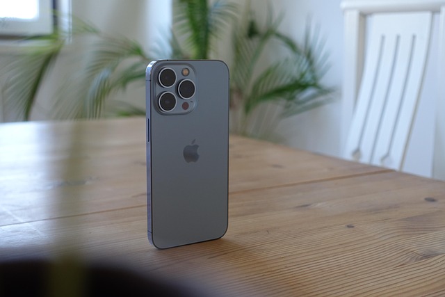 stojící telefon